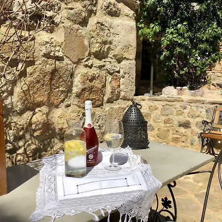 Vager Mani Ξενοδοχείο 4*